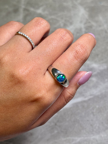 Australian Opal Ring, gemstone jewellery (view 3)