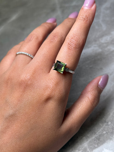 Moldavite Square Ring, gemstone jewellery (view 3)