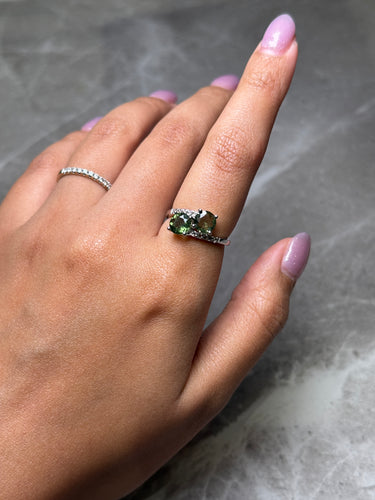 Moldavite Round Ring, gemstone jewellery (view 2)