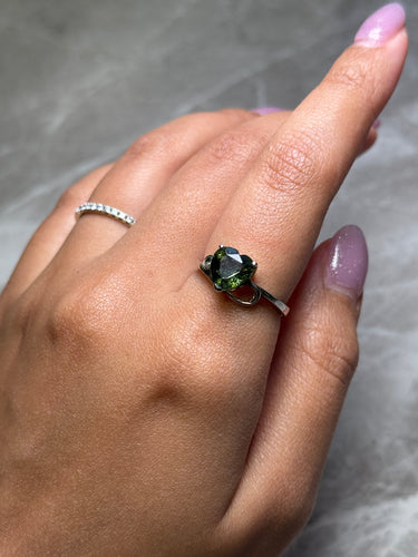 Moldavite Heart Ring, gemstone jewellery (view 2)