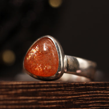 Sunstone Ring, gemstone jewellery (view 2)