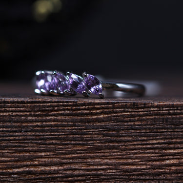 Purple Sapphire Ring, gemstone jewellery (view 2)