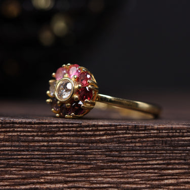Spinel Spinning Ring, gemstone jewellery (view 2)