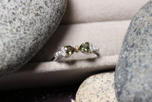 Load image into Gallery viewer, Green Tourmaline Ribbon Ring
