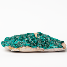 Load image into Gallery viewer, Dioptase Specimen
